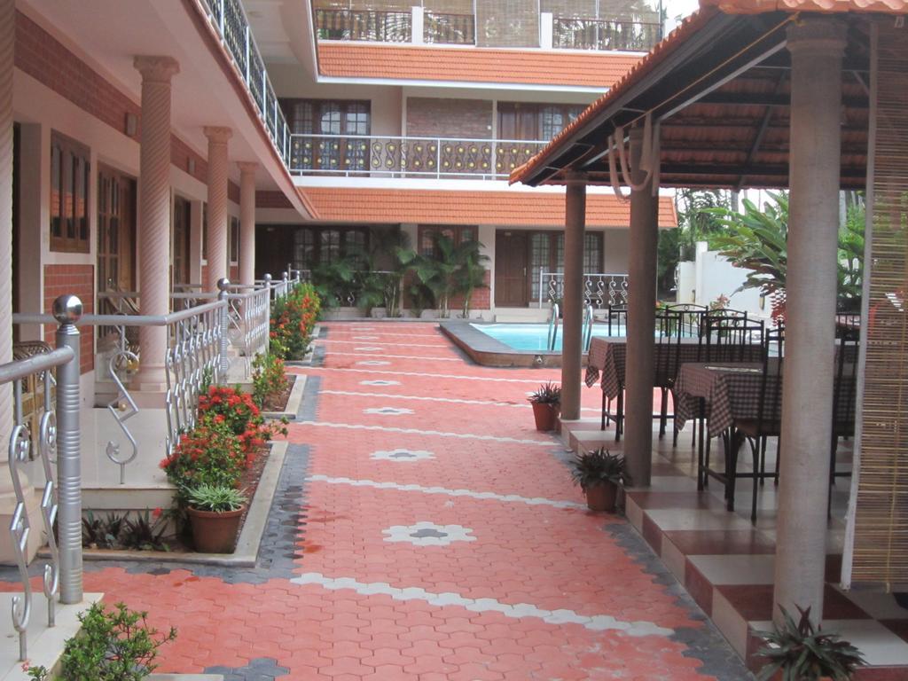 View Heights Resort Kovalam Exterior foto